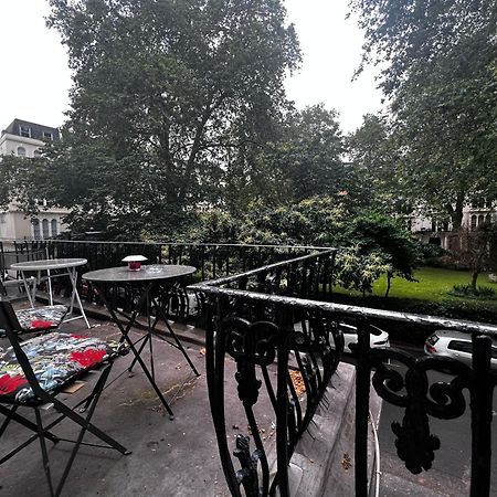 Hyde Park Studio Has Private Balcony With Tranquil Garden View ลอนดอน ภายนอก รูปภาพ